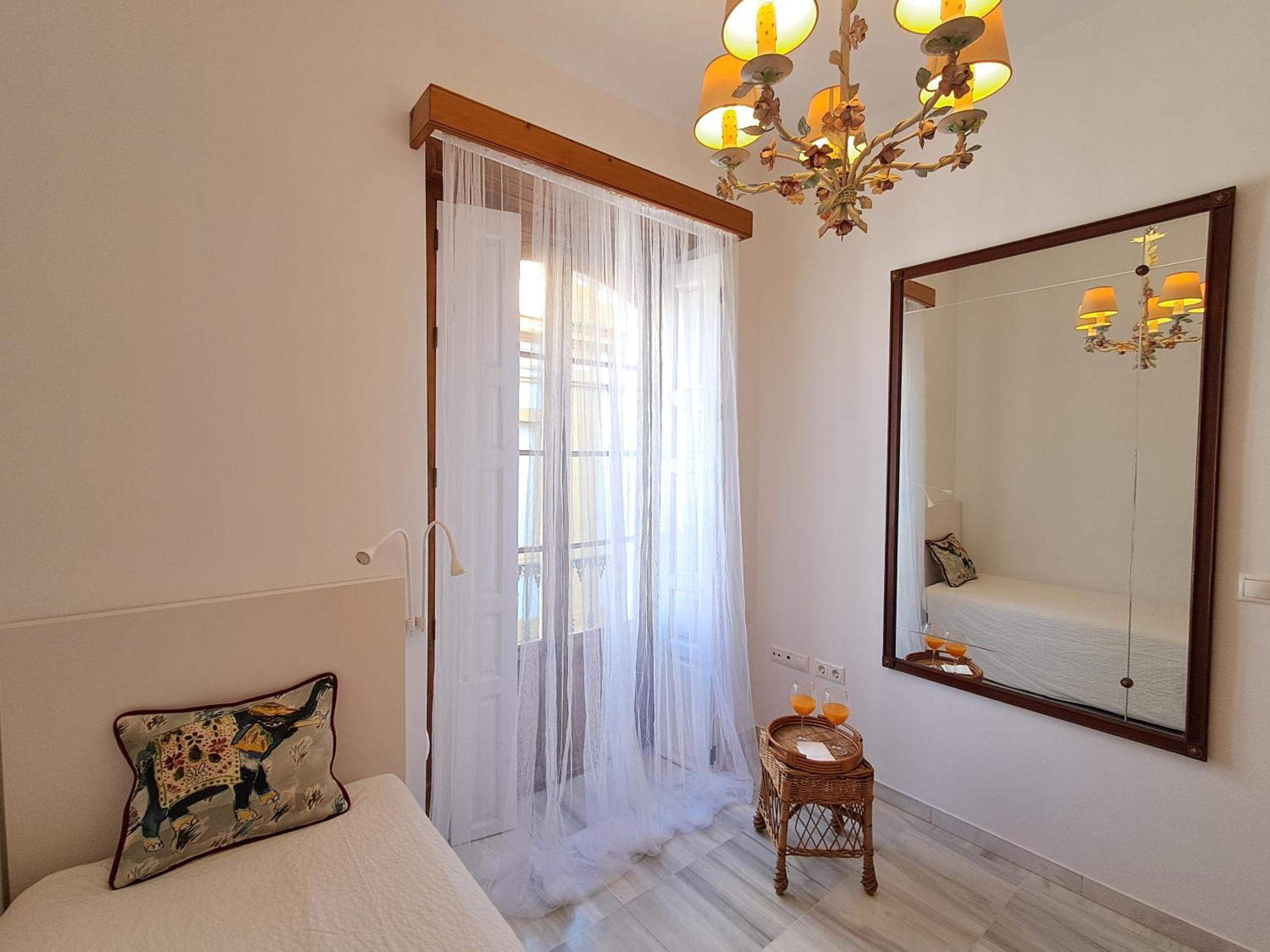 Apartamentos Almirante Hoyos Sevilla Exterior foto